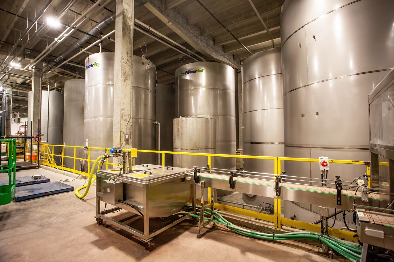 Industrial chemical process vessels and piping
